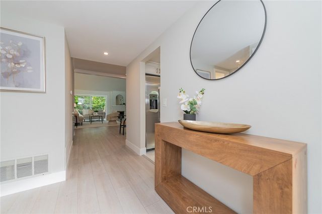 14 Gumwood, Irvine, CA 92612
