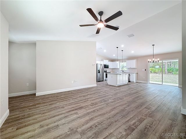 8405 N Ironwood Terrace, Crystal River, FL 34428