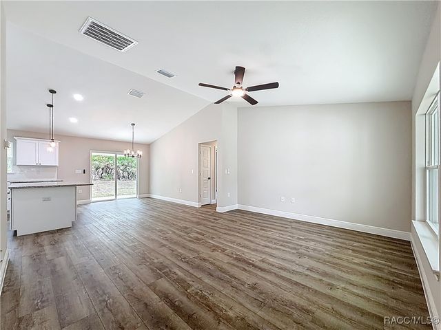 8405 N Ironwood Terrace, Crystal River, FL 34428