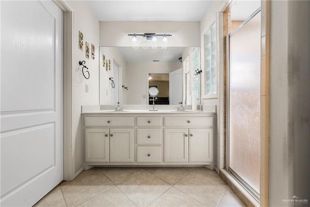 3525 Clubhouse Drive, Edinburg, TX 78542