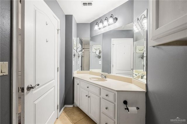 3525 Clubhouse Drive, Edinburg, TX 78542