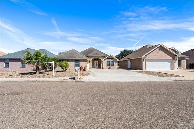 3525 Clubhouse Drive, Edinburg, TX 78542