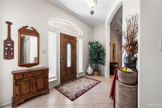 3525 Clubhouse Drive, Edinburg, TX 78542