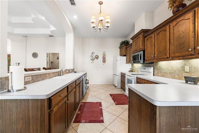 3525 Clubhouse Drive, Edinburg, TX 78542