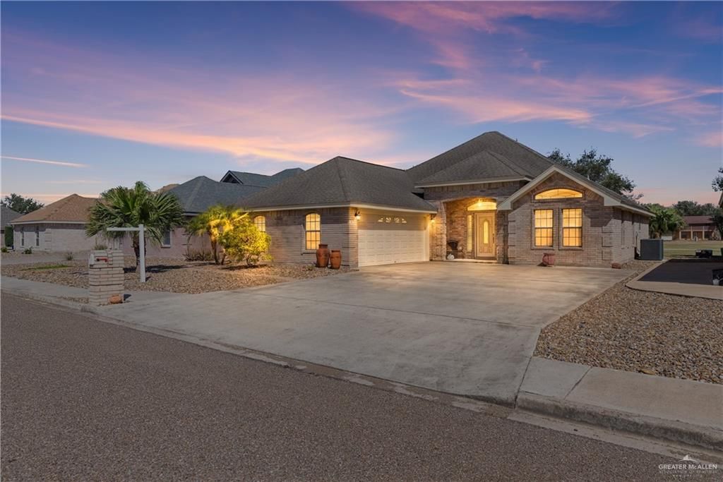 3525 Clubhouse Drive, Edinburg, TX 78542