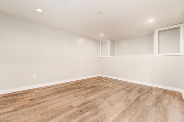 5972 Maple Canyon Avenue, Columbus, OH 43229