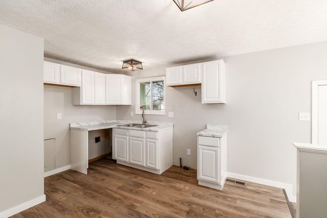 5972 Maple Canyon Avenue, Columbus, OH 43229