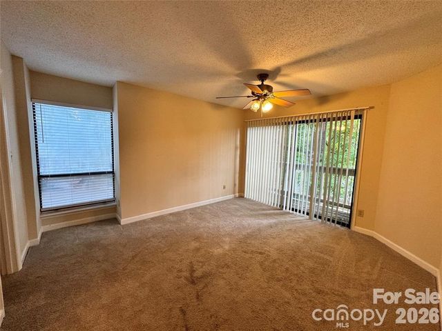 1600 Sharon Road W 16, Charlotte, NC 28210