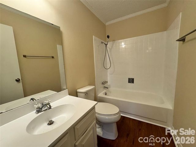 1600 Sharon Road W 16, Charlotte, NC 28210