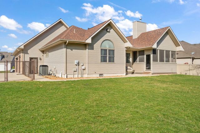 6950 Prairie Run Avenue, Portage, IN 46368