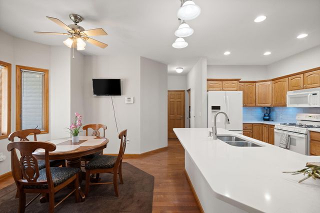 6950 Prairie Run Avenue, Portage, IN 46368