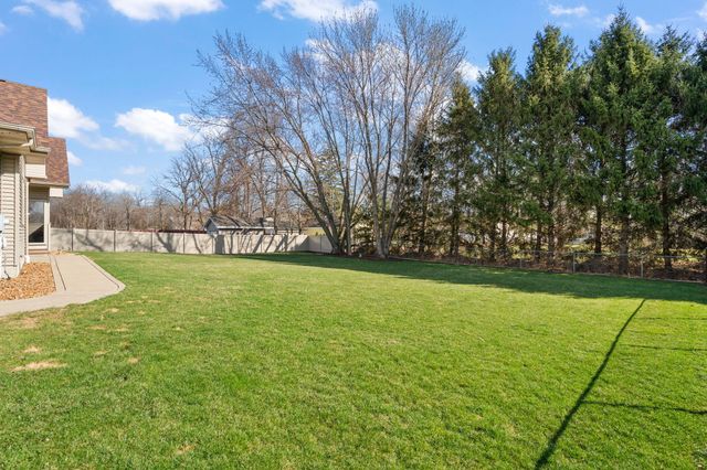 6950 Prairie Run Avenue, Portage, IN 46368