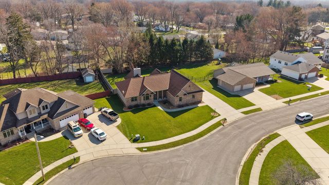 6950 Prairie Run Avenue, Portage, IN 46368