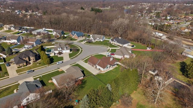 6950 Prairie Run Avenue, Portage, IN 46368