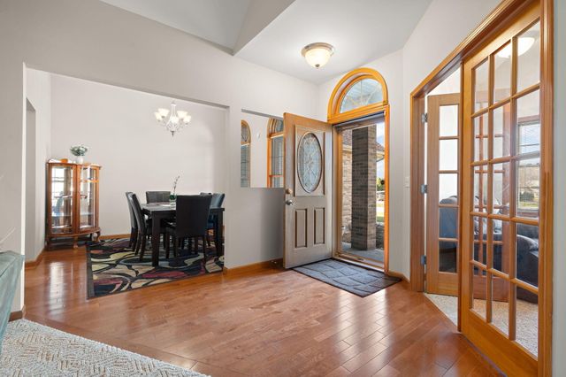 6950 Prairie Run Avenue, Portage, IN 46368