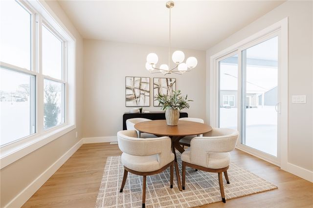 6180 FourMile Creek Circle, Ontario, NY 14519