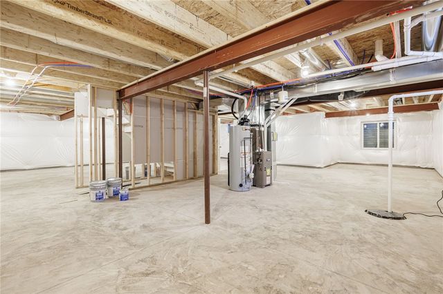 6180 FourMile Creek Circle, Ontario, NY 14519