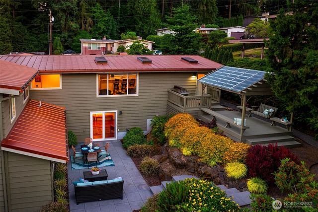 15734 SE 26th Street, Bellevue, WA 98008