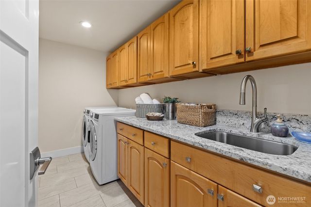 15734 SE 26th Street, Bellevue, WA 98008