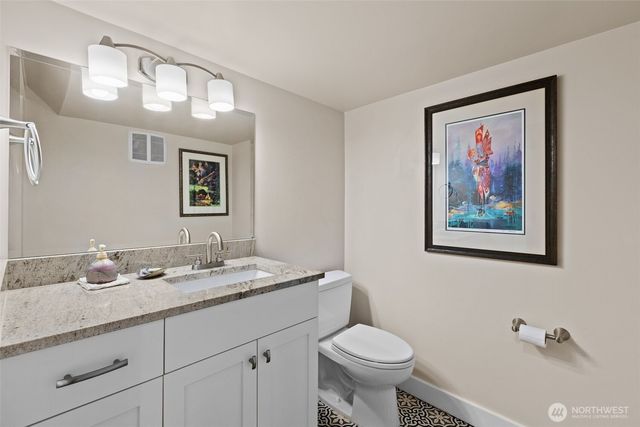 15734 SE 26th Street, Bellevue, WA 98008