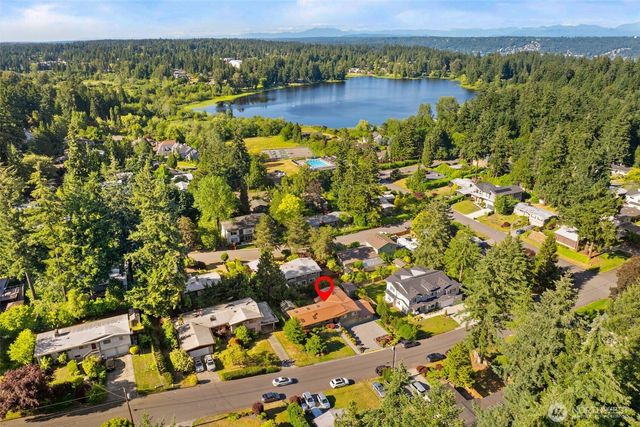 15734 SE 26th Street, Bellevue, WA 98008