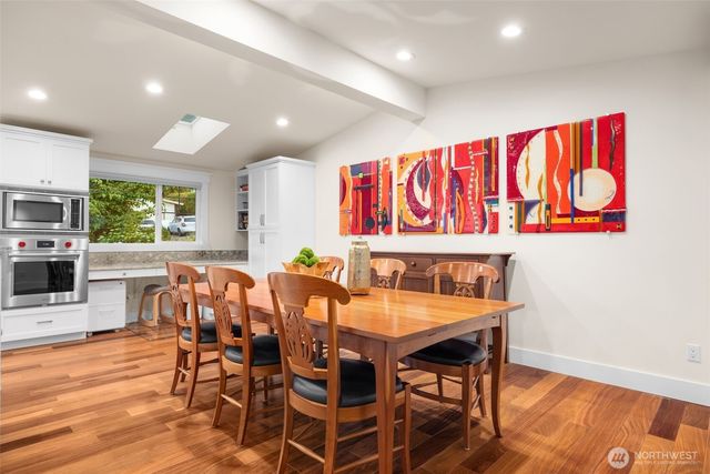 15734 SE 26th Street, Bellevue, WA 98008