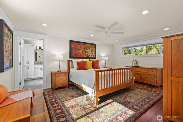 15734 SE 26th Street, Bellevue, WA 98008