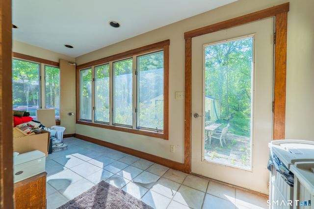 28 Reservoir Street, Bethel, CT 06801