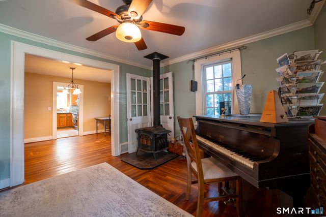 28 Reservoir Street, Bethel, CT 06801