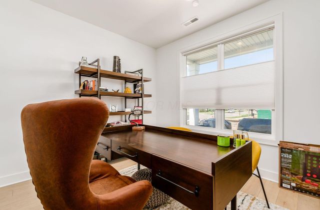 1196 N Grant Avenue, Columbus, OH 43201