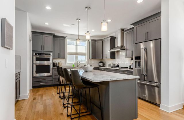 1196 N Grant Avenue, Columbus, OH 43201