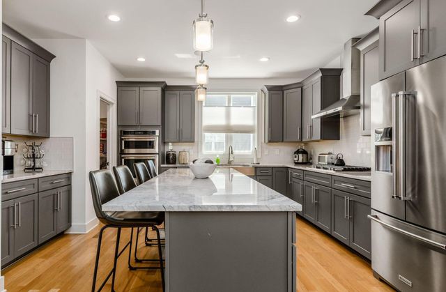1196 N Grant Avenue, Columbus, OH 43201