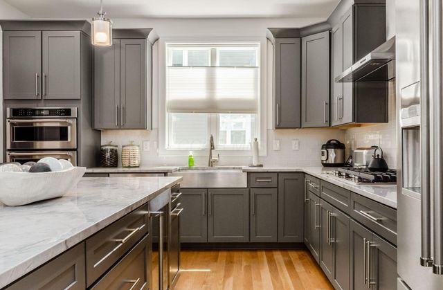 1196 N Grant Avenue, Columbus, OH 43201