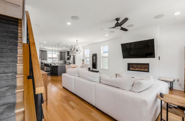 1196 N Grant Avenue, Columbus, OH 43201