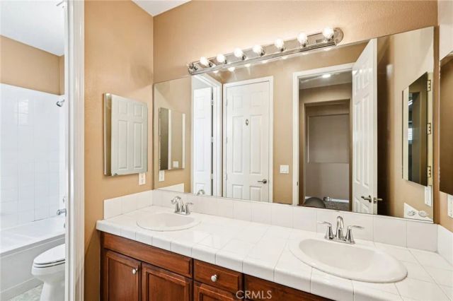 4442 Treasure Valley, Claremont, CA 91711