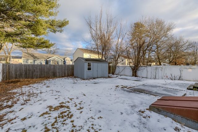 187 Lamont St, Springfield, MA 01119