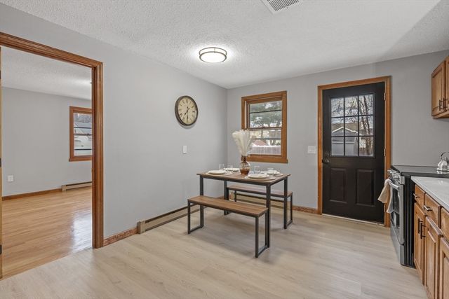 187 Lamont St, Springfield, MA 01119