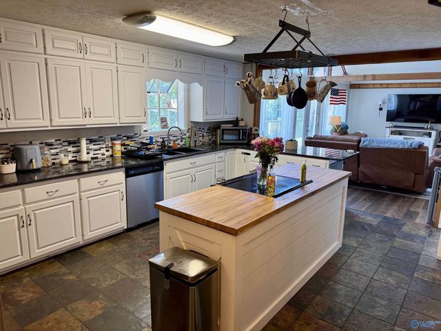 109 Smith Drive, Gadsden, AL 35904