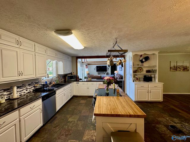 109 Smith Drive, Gadsden, AL 35904