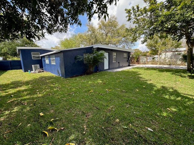 2507 N 66th Avenue, Hollywood, FL 33024