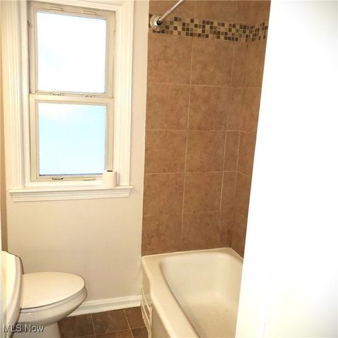 944 E 220th Street, Euclid, OH 44119