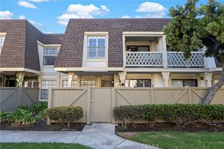 15110 Henley 51, Westminster, CA 92683