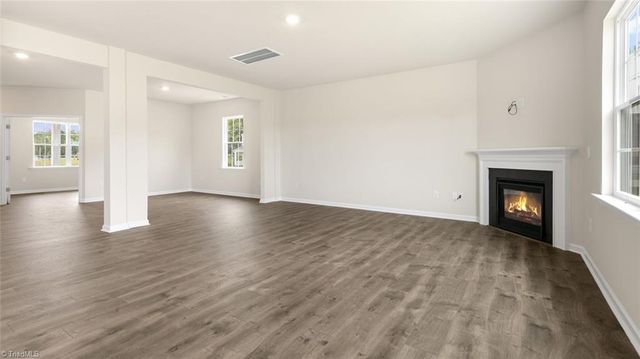 449 Falcon Lane, Winston-salem, NC 27295