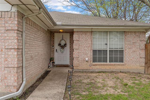 604 Kimbrough Street, White Settlement, TX 76108