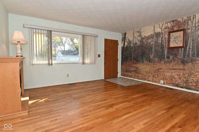 618 S Kiel Avenue, Indianapolis, IN 46241