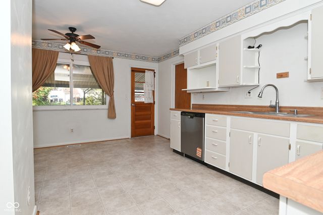 618 S Kiel Avenue, Indianapolis, IN 46241