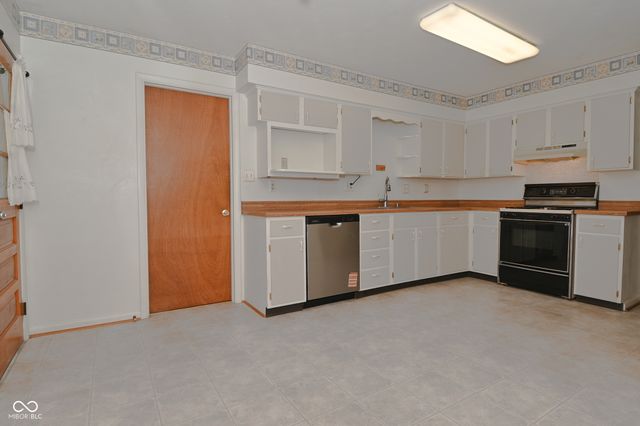 618 S Kiel Avenue, Indianapolis, IN 46241