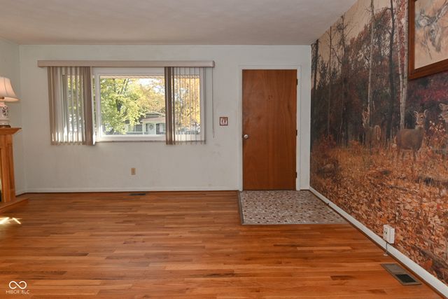 618 S Kiel Avenue, Indianapolis, IN 46241