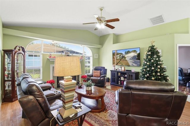 3 Ipomoea Court, Homosassa, FL 34446