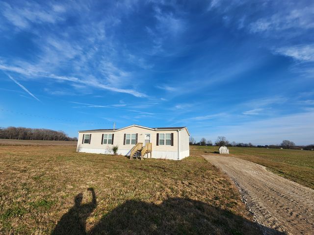 30 Orton Rd, Lawrenceburg, TN 38464
